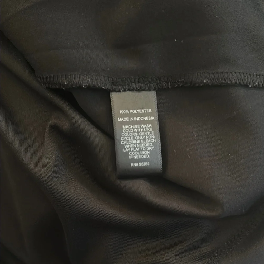 Express Floral Black and Pink Women's Top - Picture 4 of 5